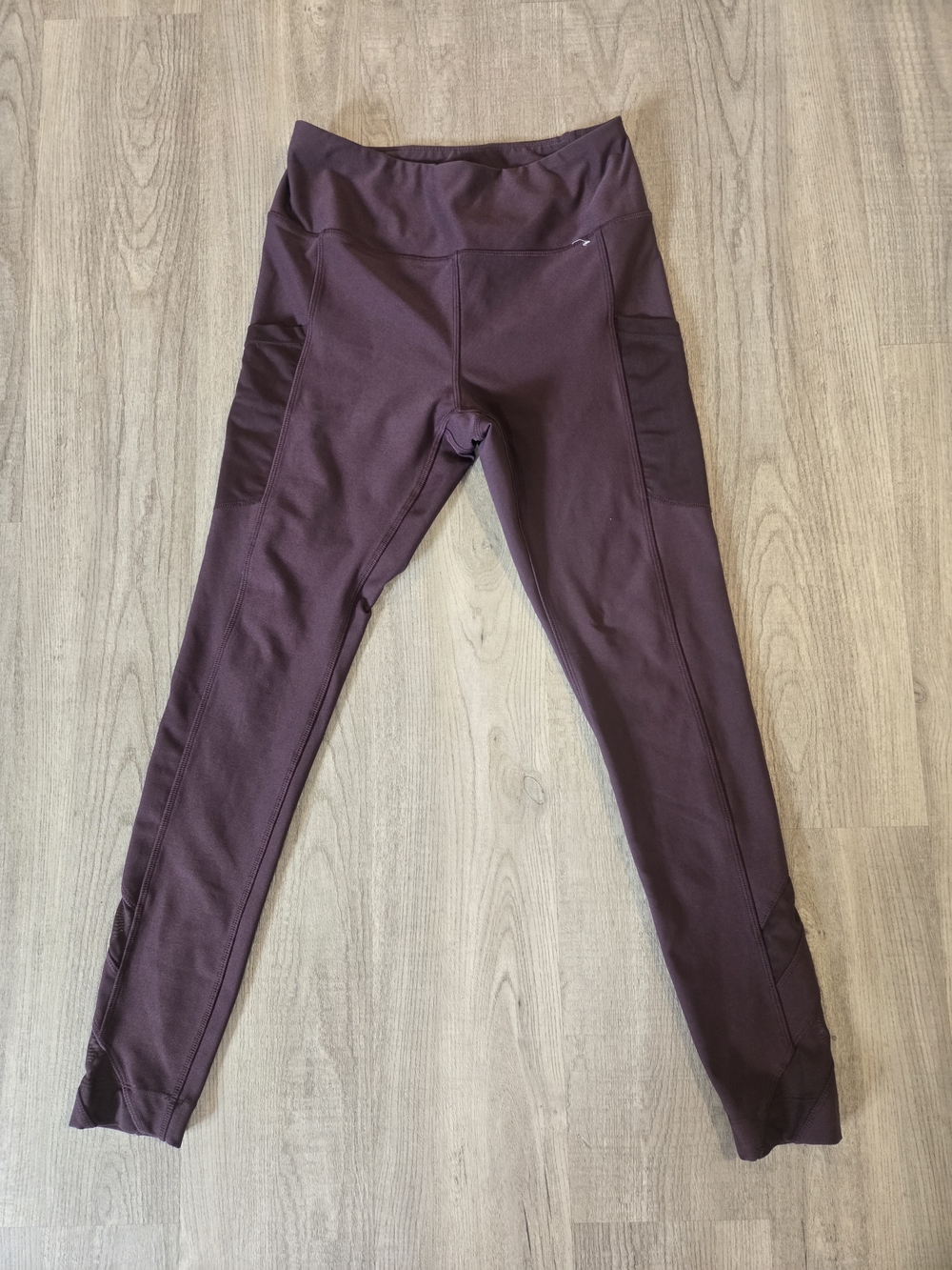 Kids High-Waist Active Leggings in Deep Plum, Size Small